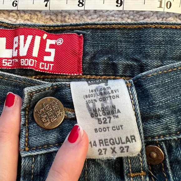 Distressed Levi's pug shorts - Picture 3 of 4